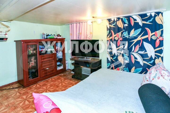 Дом 43 м² на участке 2,5 сот.