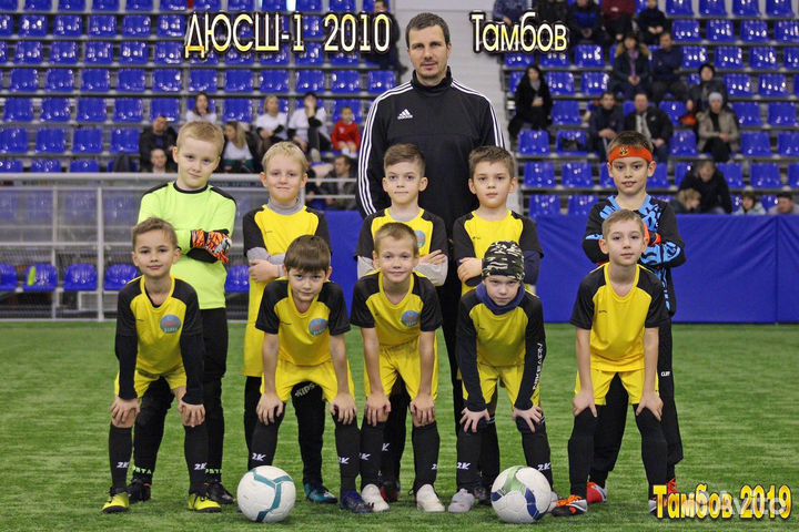 Детские вещи на мальчика 4-8летшкольн ые и другие