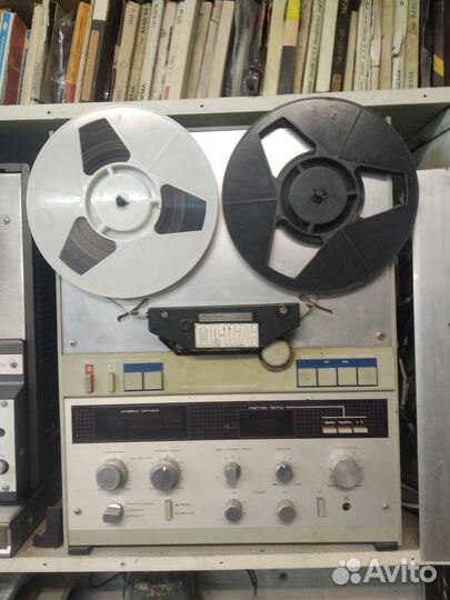 Катушечный магнитофон