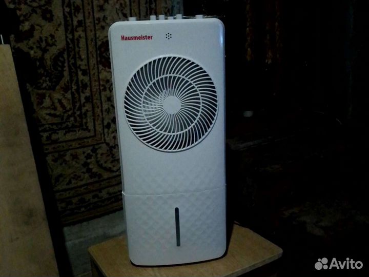 Кондиционер(охладитель воздуха)