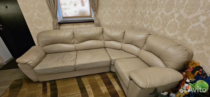 Угловой диван