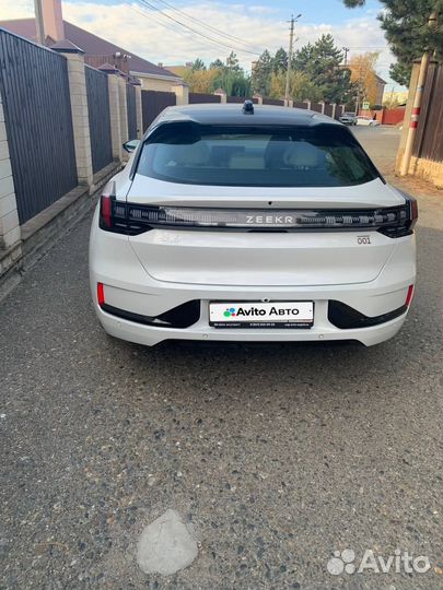 Zeekr 001 544 л.с. AT, 2023, 1 300 км