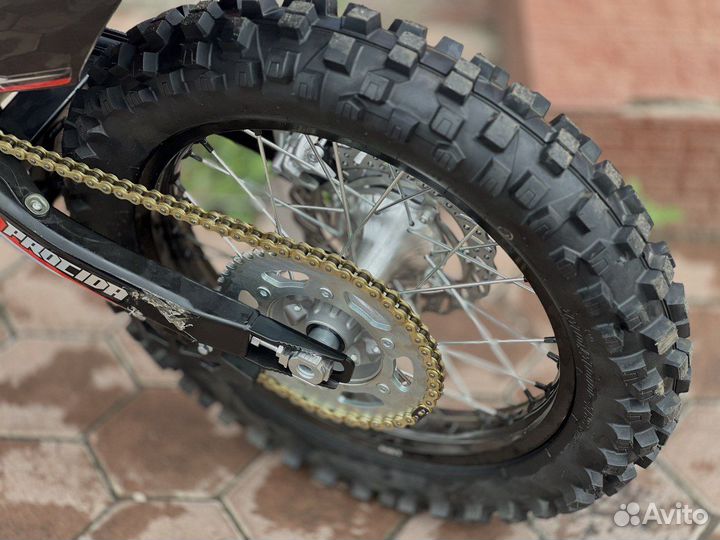 Мотоцикл procida PR300