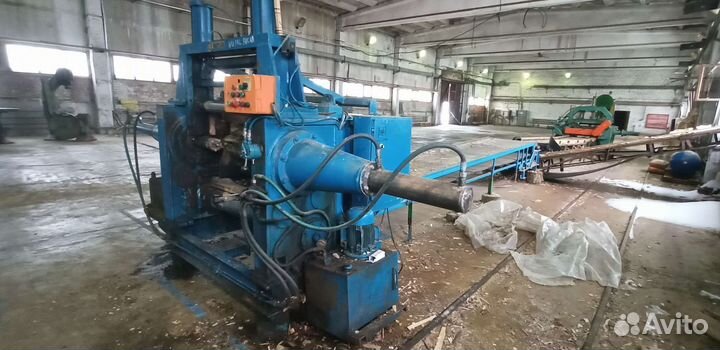 Лущильный станок для производства тарной дощечки