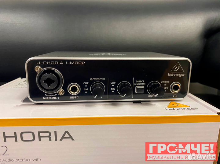 Звуковая карта Behringer UMC22