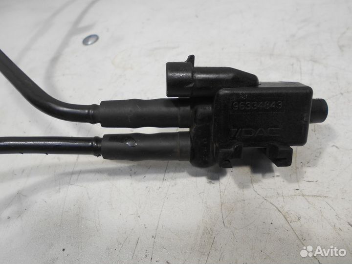 Клапан вентиляции бака Chevrolet Lacetti