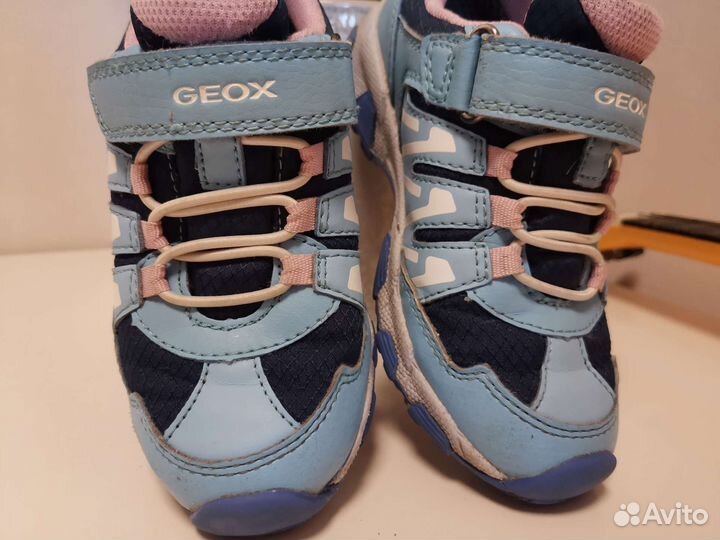 Кроссовки Geox