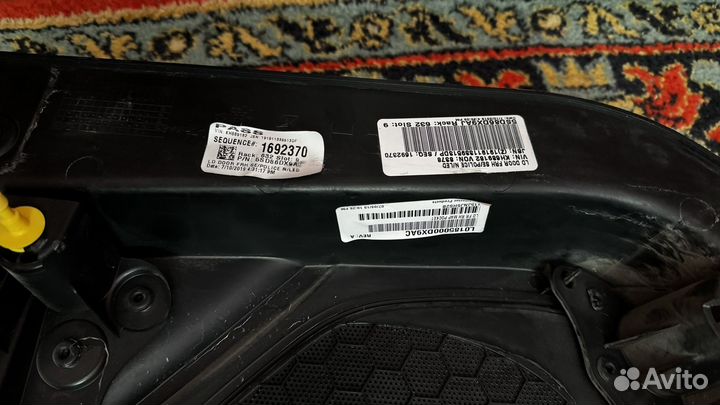 Карта двери передняя правая dodge charger 2017