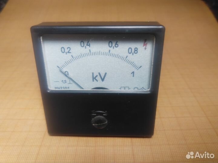 Вольтметр 1кВ М42301