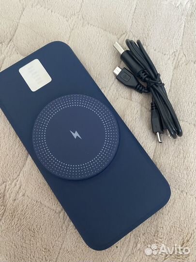 Внешний аккумулятор с беспр.зарядкой 10000 mAh