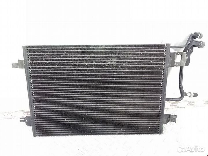 Радиатор кондиционера Volkswagen Passat B5 1999