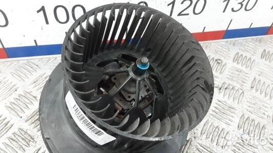 Моторчик печки skoda octavia A5 (NBE01KK01)