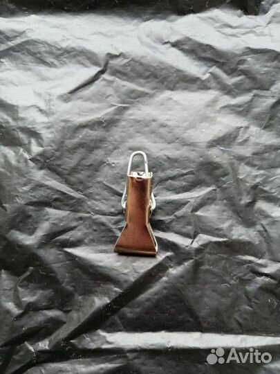 Железный зажим для штор 2