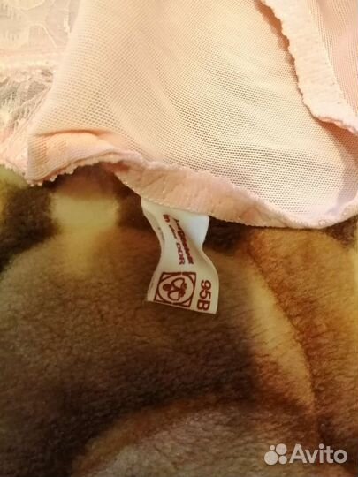 Бюстгалтеры