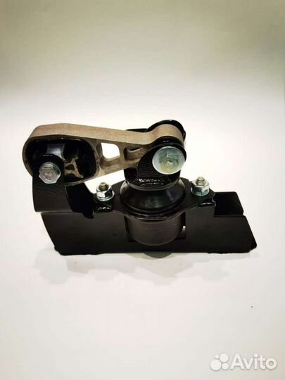 Опора двигателя правая на ford focus mazda3 kuga