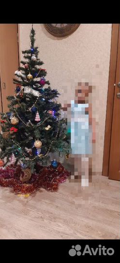 Елка искусственная