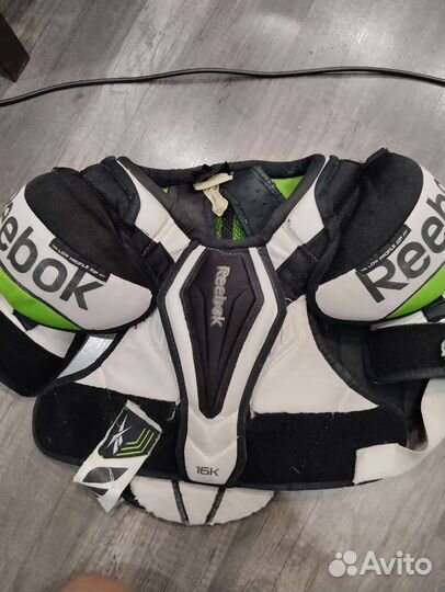 Нагрудник хоккейный детский