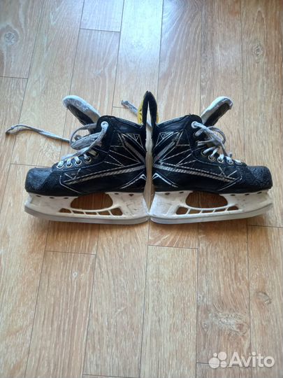 Хоккейные коньки bauer