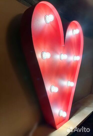 Надписи с лампочками