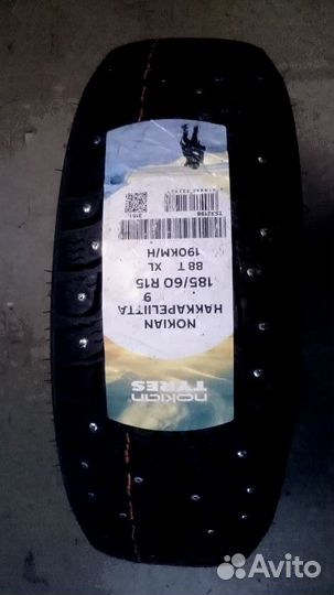 Nokian Tyres Hakkapeliitta 9 215/55 R16 97T