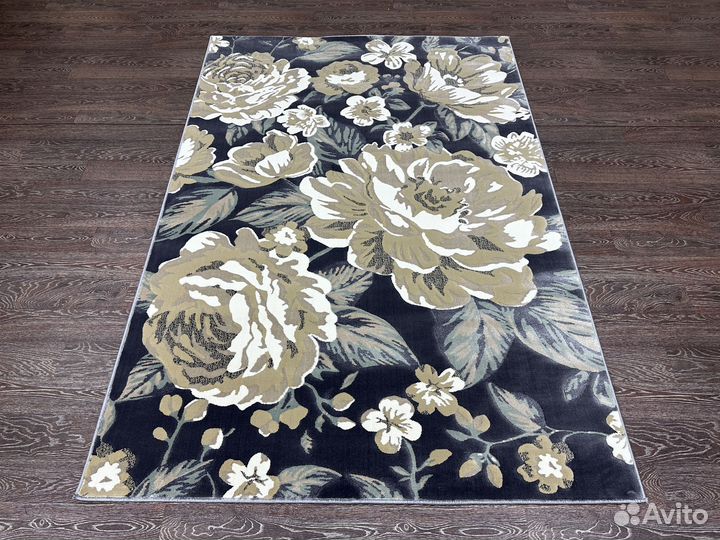Ковер новый 1.6х2.3,Беларусь