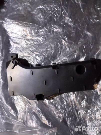 Кронштейн бампера Nissan almera n16