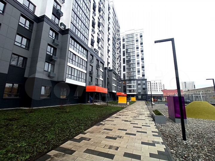 2-к. квартира, 85 м², 8/16 эт.