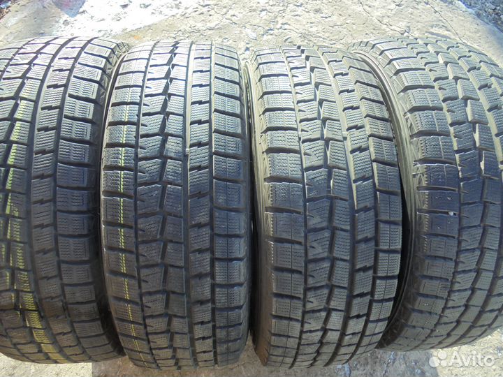 Dunlop SP Winter Maxx WM01 215/60 R16