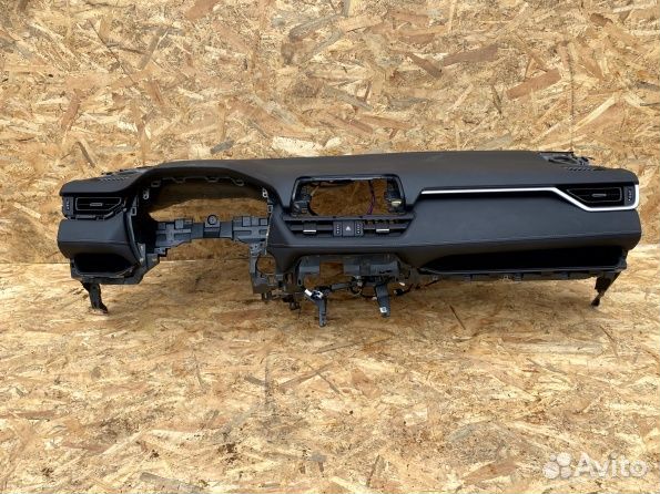 Тойота Рав 4 50 Торпедо с подушкой