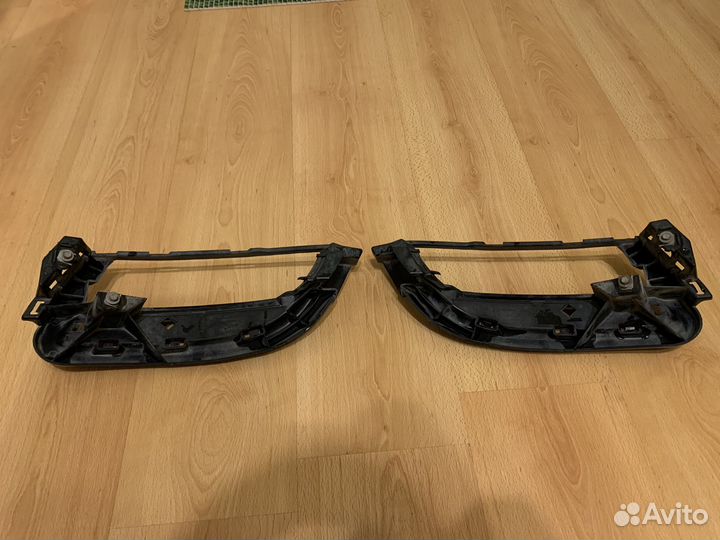 Решетка бампера.Накладка птф BMW E82,87,88