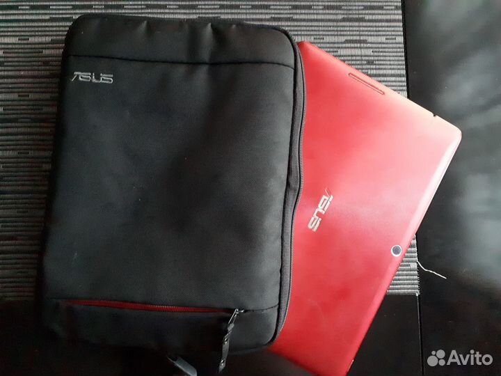 Продам планшет asus Transformer Pad TF300T