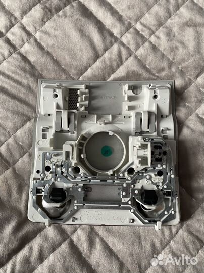 Салонный плафон skoda yeti