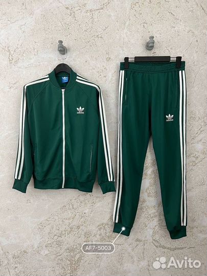 Спортивный костюм Adidas