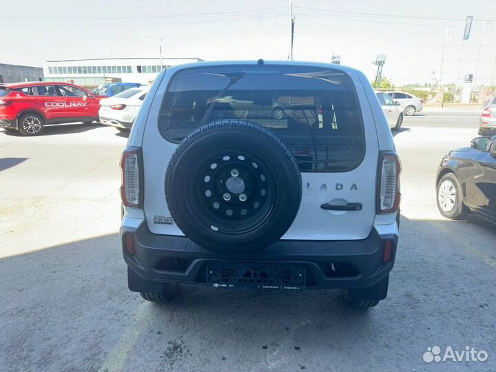 ВАЗ Niva Travel 1.7 МТ, 2024
