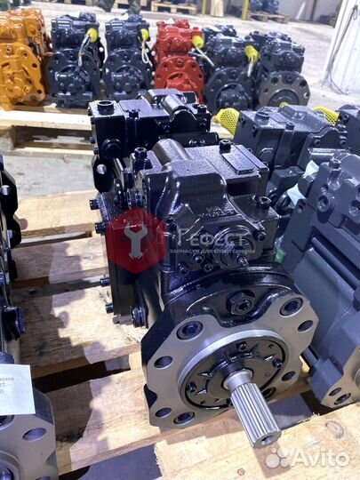 Основной насос JCB JS145