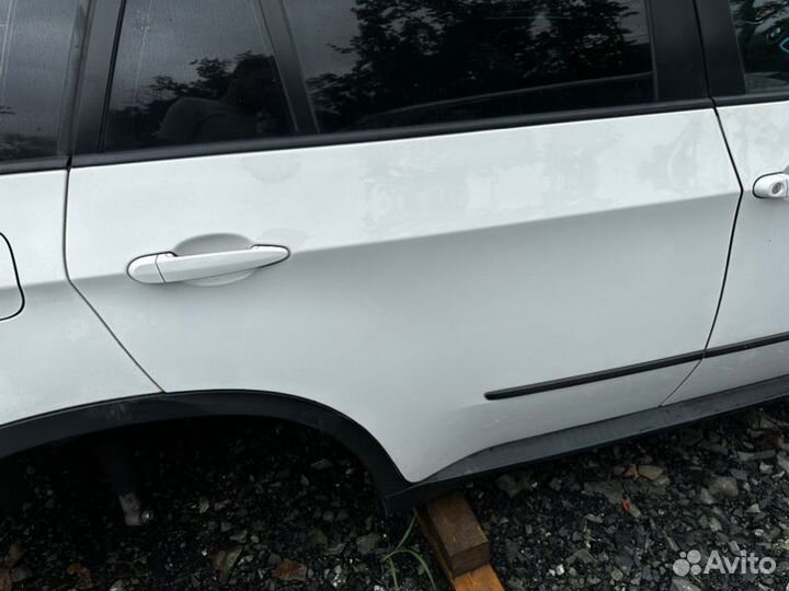 Дверь задняя правая Bmw X5 E70 N55B30 2011