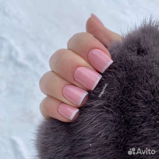 Наращивание ногтей, маникюр, педикюр