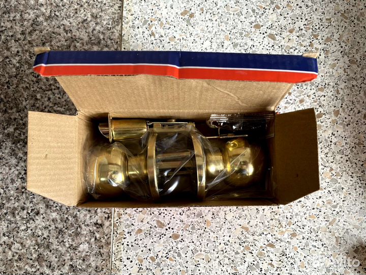 Комплект дверных ручек для межкомнатных дверей