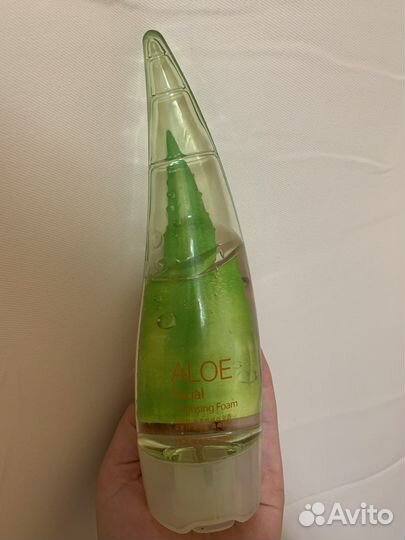 Пенка для умывания алоэ holika holika