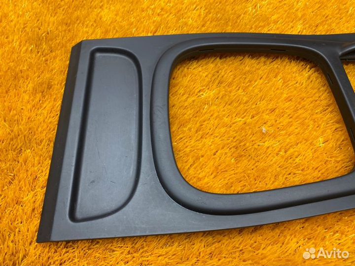 Консоль селектора Porsche Cayenne 957 M5501 2007