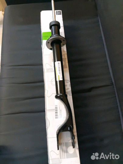 Амортизатор LH Mercedes C class W 205