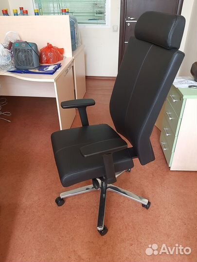 Эргономичное офисное кресло Falto profi Body