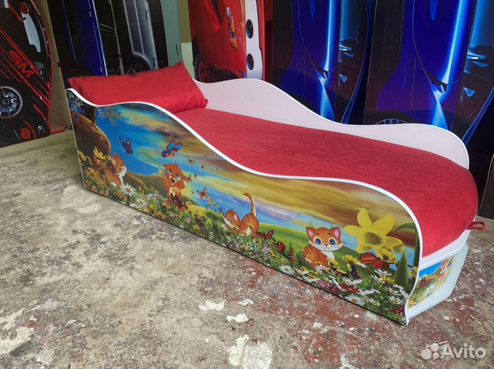 Кровать-машинка (Детские кровати)