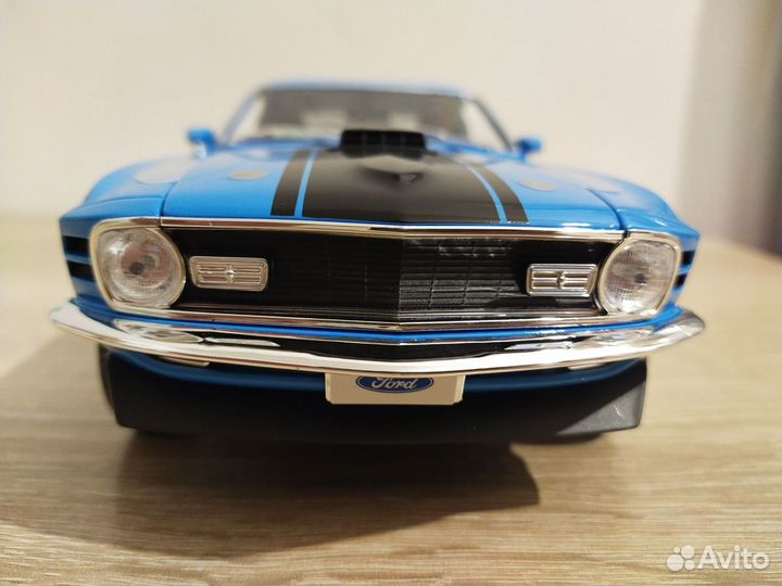 Модель 1:18, Ford Mustang Mach 1, Maisto