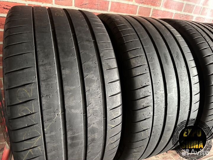 Michelin Pilot Sport 4 S 275/35 R22 и 315/30 R22