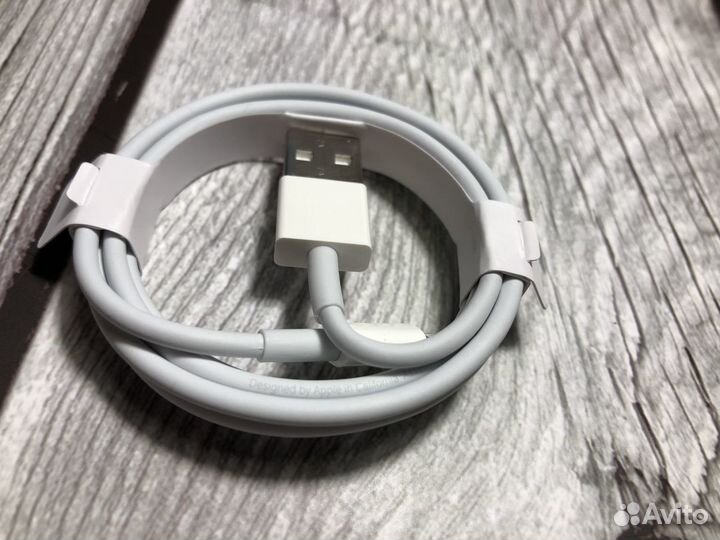 Зарядка для iPhone (блоки, кабеля)