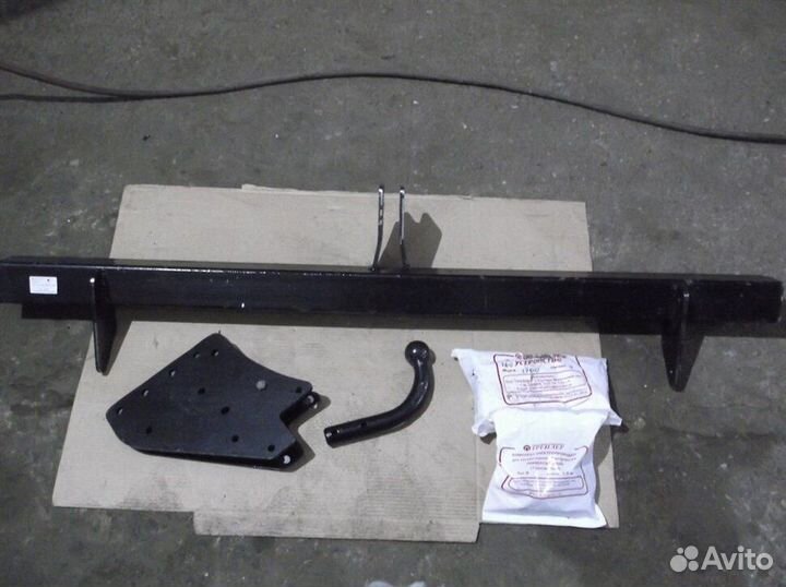 Фаркоп Трейлер 7110 для Mitsubishi L200 2006-2014