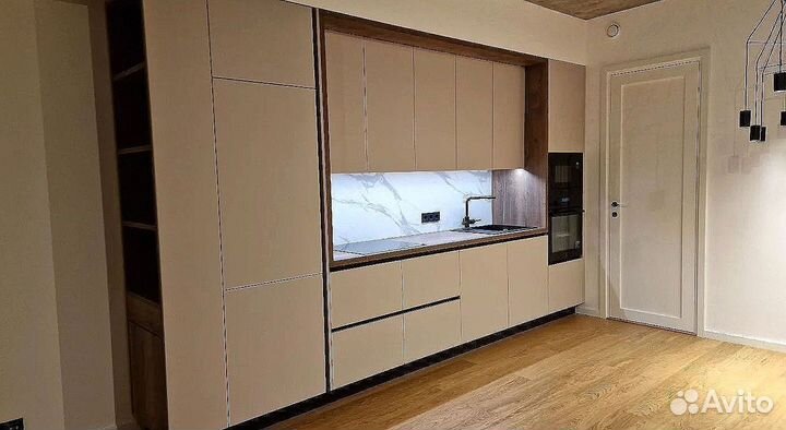 Кухонный гарнитур угловой