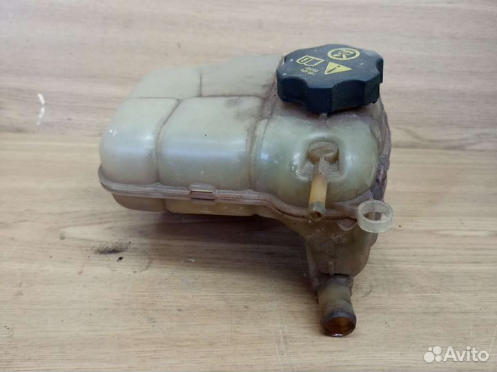 Опель бачок расширительный