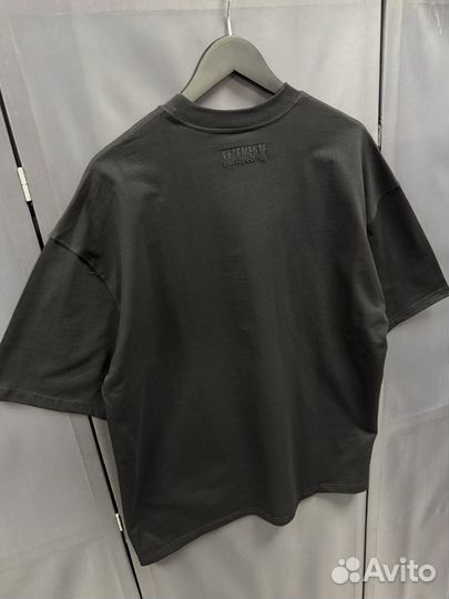 Футболка vetements оверсайз (коллекция 2025)